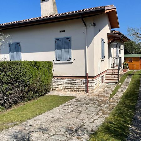 Casa Patrizia Apartment Torri Del Benaco Exterior photo