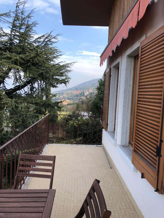 Casa Patrizia Apartment Torri Del Benaco Exterior photo